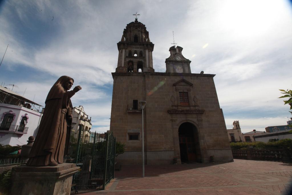 Iglesia de Nuestra Señora del Rosario, Municipio de Zapotlanejo, Jalisco, México.